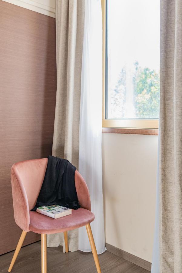 Best Western Hotel Des Barolles - Lyon Sud Brignais Luaran gambar