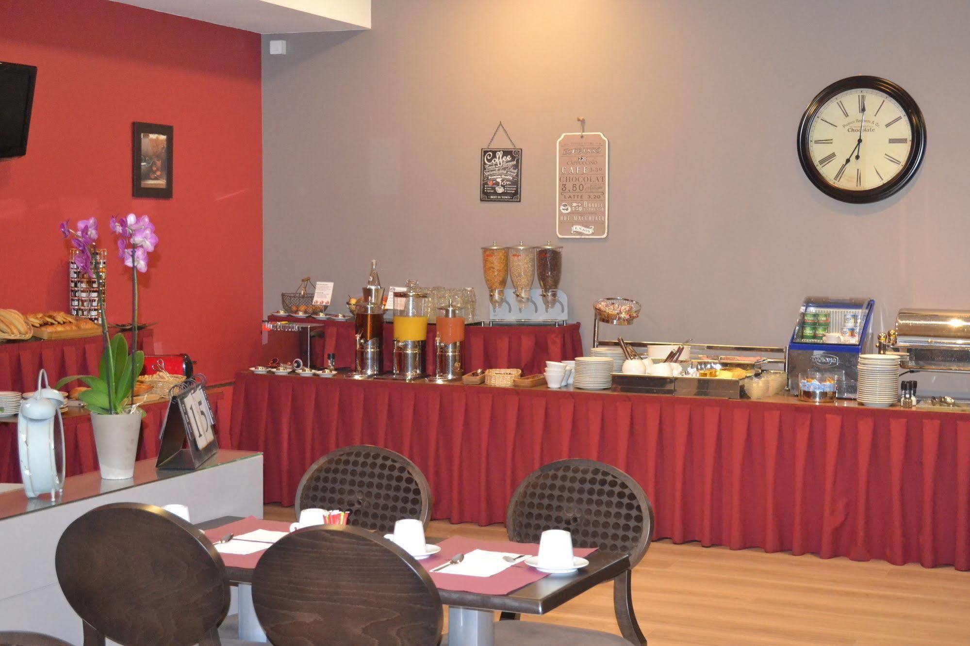 Best Western Hotel Des Barolles - Lyon Sud Brignais Luaran gambar
